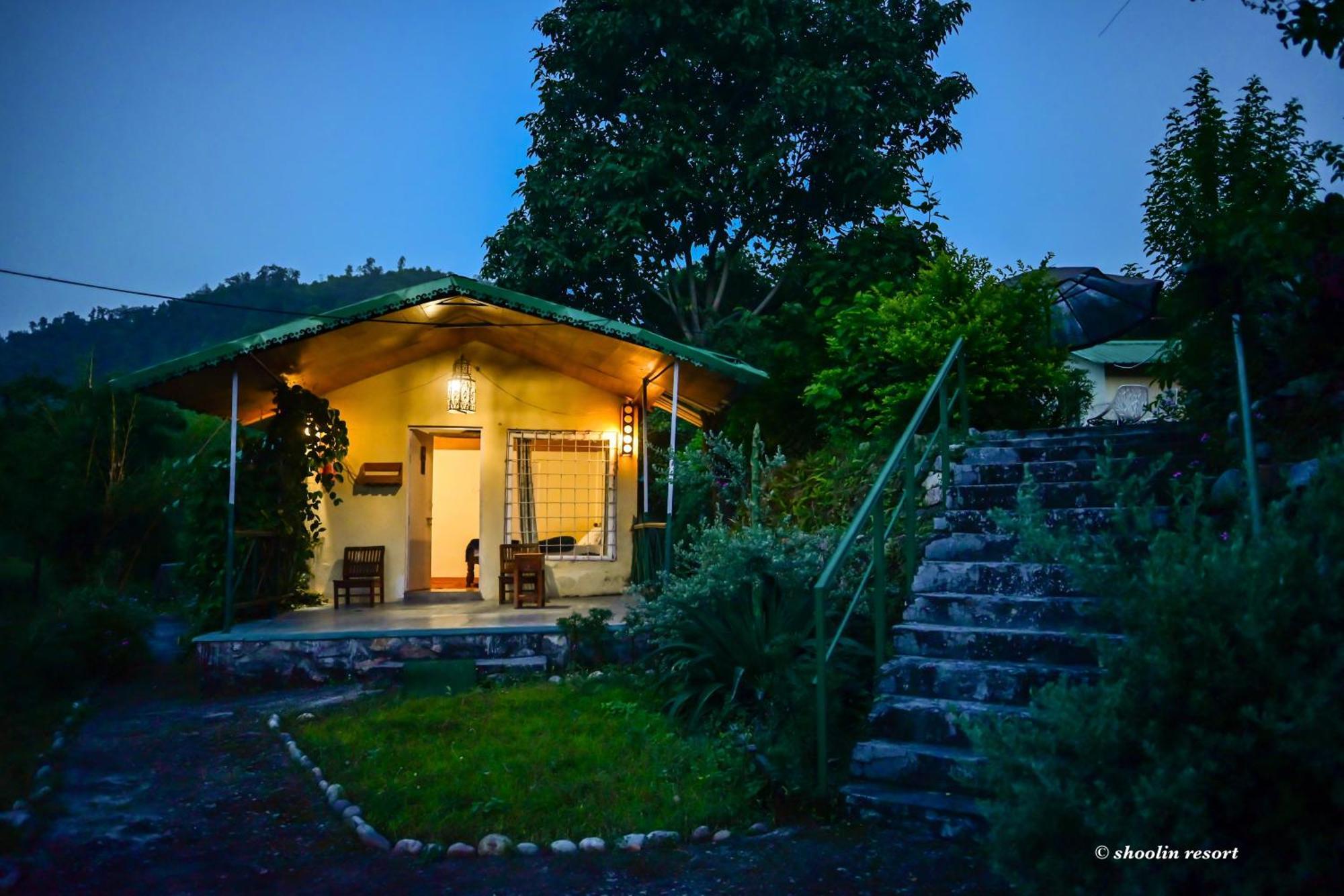Shoolin Jungle Resort Ришикеш Экстерьер фото